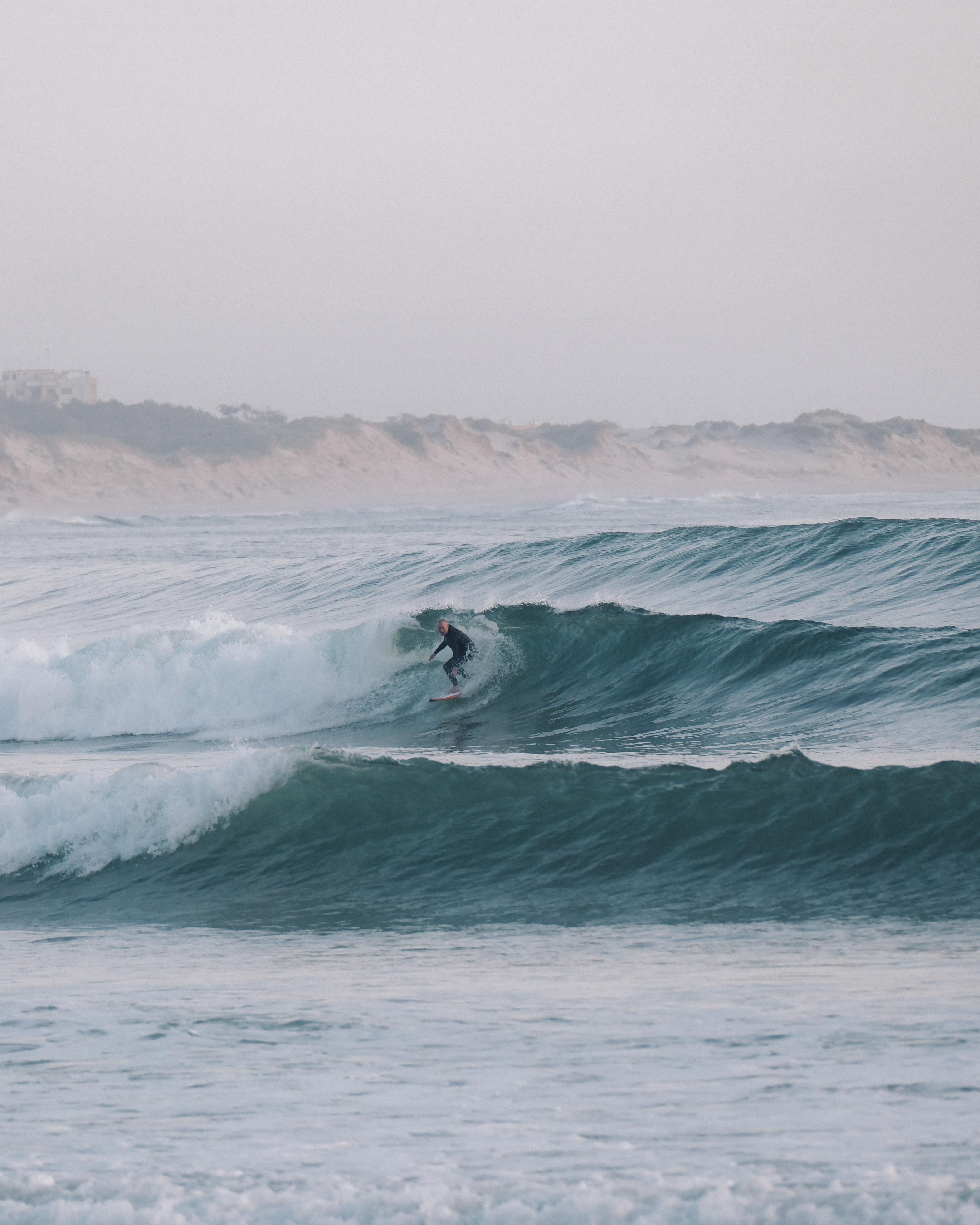 Can you hear the sound of the waves?